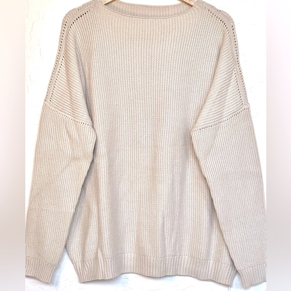 Ugerlov Women’s S/M Cream Baggy Oversized Batwing Sleeve Wool Sweater - Picture 2 of 8